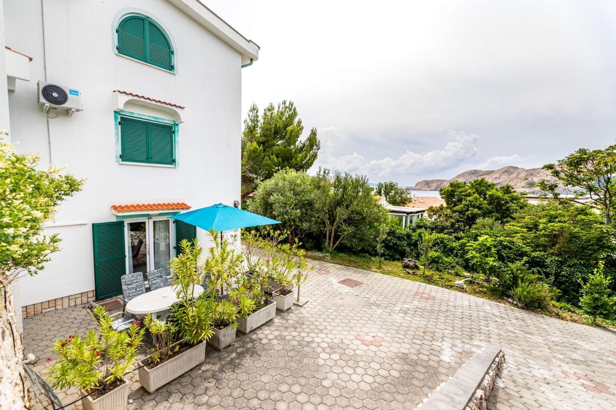 Apartments Oleander Kricin Башка Екстер'єр фото
