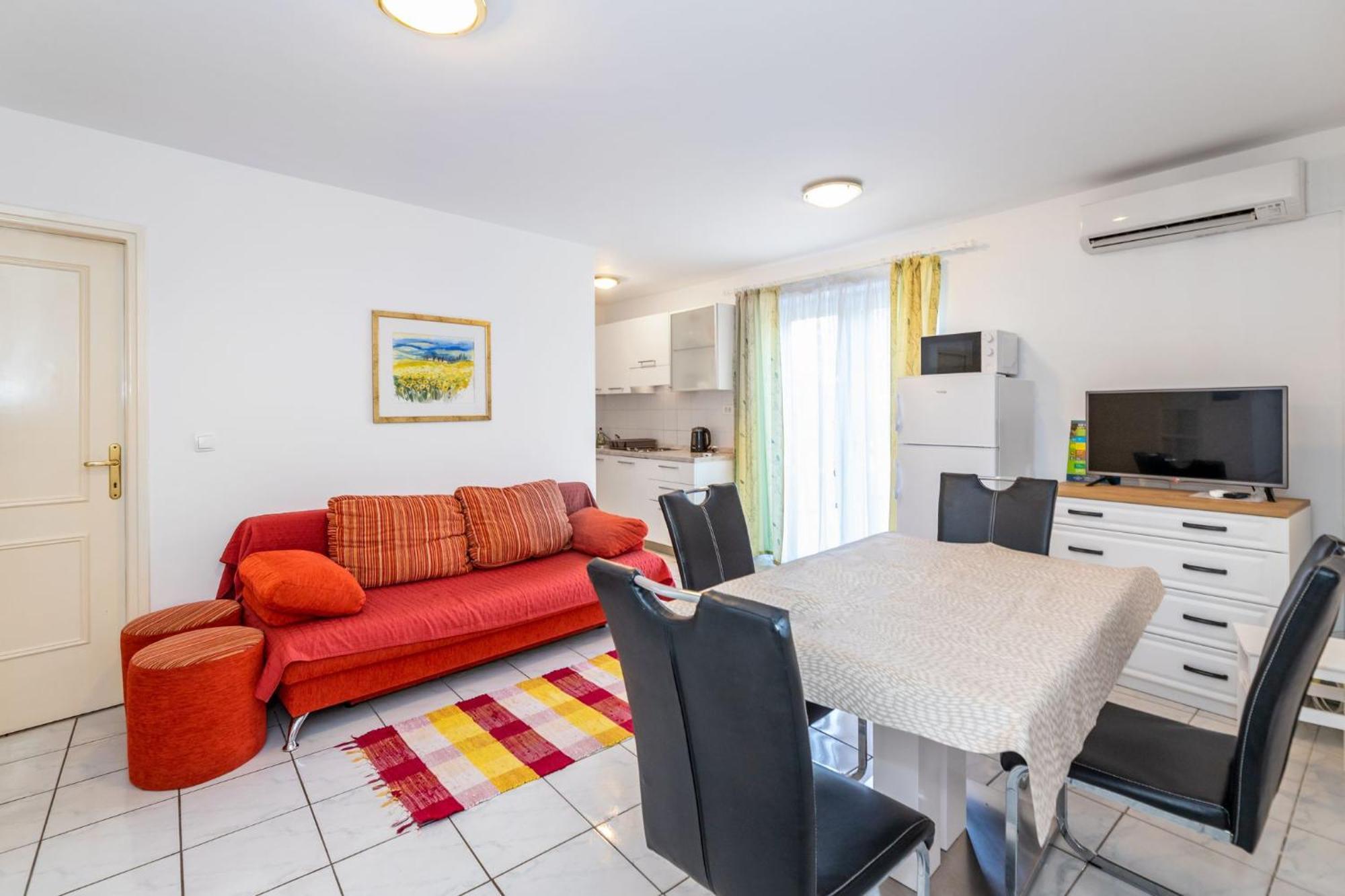 Apartments Oleander Kricin Башка Екстер'єр фото